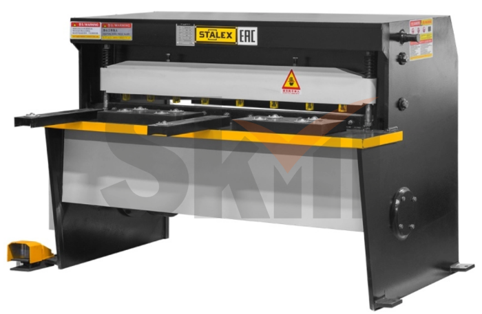 Гильотина электромеханическая Stalex SBJB 3x1300, 3 кВт., 1150 кг.