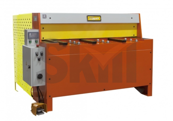 Гильотина электромеханическая Stalex Q11-4x1300NC, 4 кВт., 1320 кг.