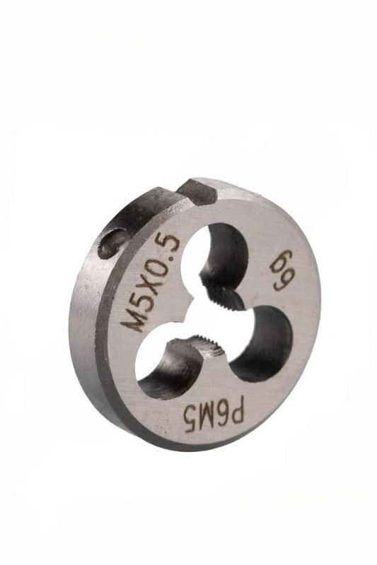 плашка М 8*1,0 Р6М5